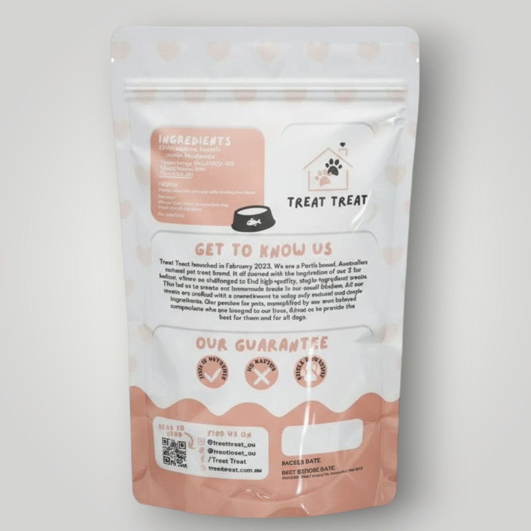 Treat Treat Kangaroo Training Bites for dogs, small beef jerky-style treats in a resealable bag, ideal for training and rewarding your pet.