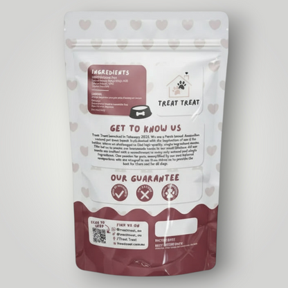 Treat Treat chicken feet dog treats, showing natural, crunchy chicken feet treats for dogs on a plain background.