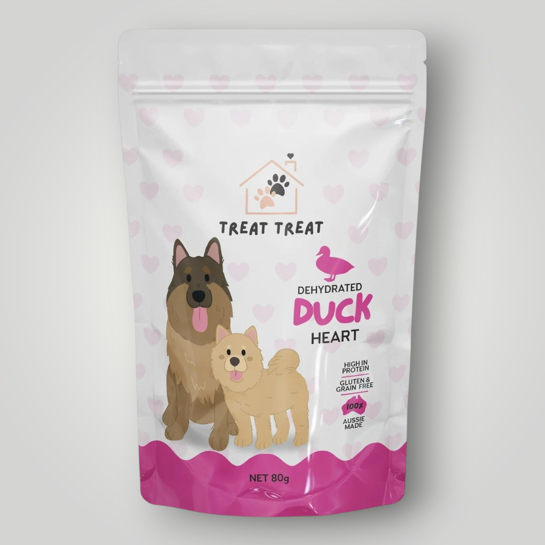 Dog treats by Treat Treat featuring duck heart, showing dried duck heart pieces suitable for dog snacks.